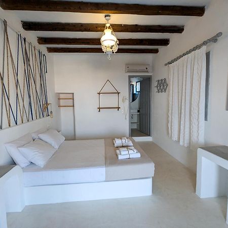 Hotel Camares à Alopronia Extérieur photo