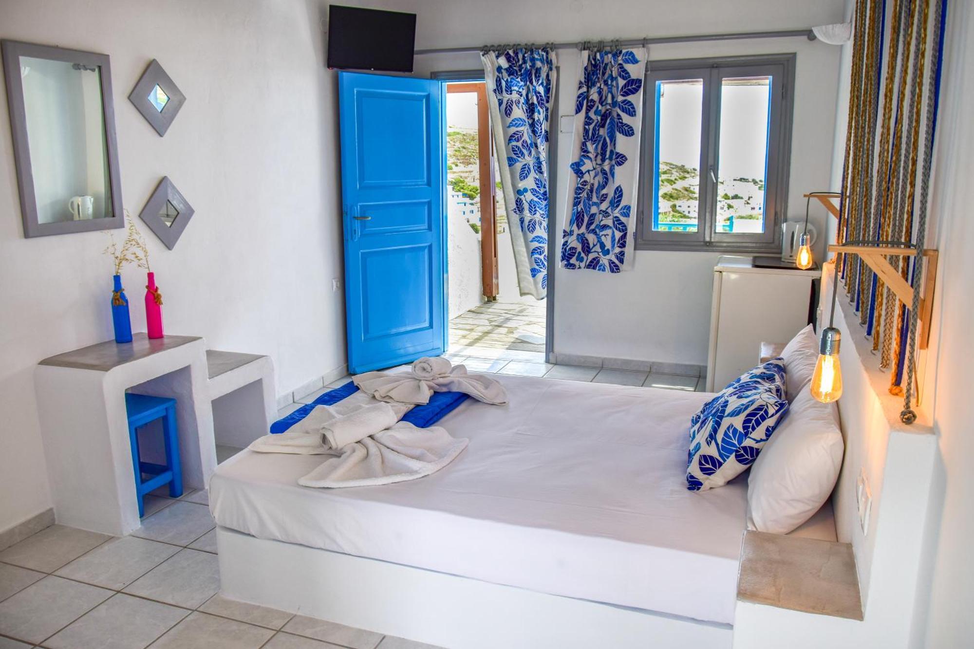 Hotel Camares à Alopronia Extérieur photo