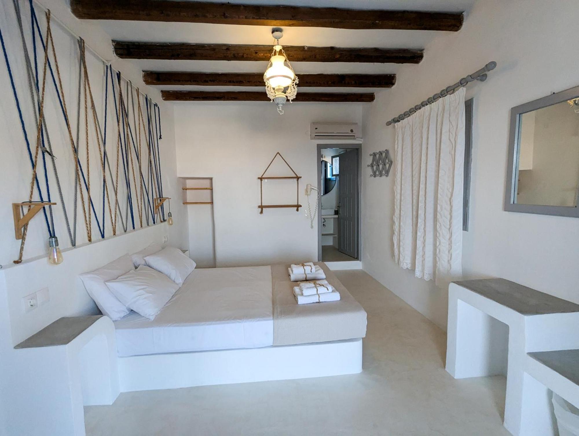 Hotel Camares à Alopronia Extérieur photo