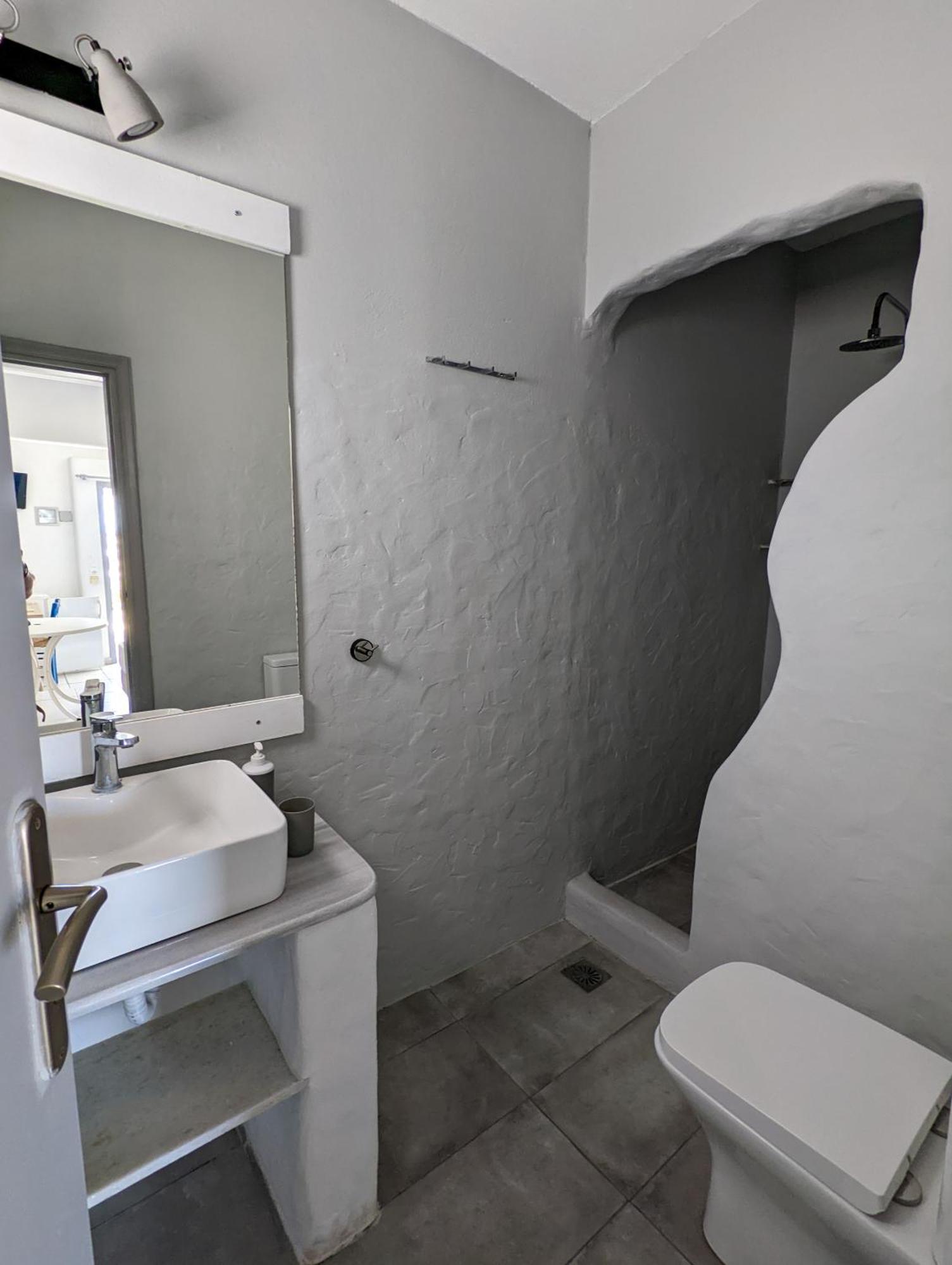 Hotel Camares à Alopronia Extérieur photo